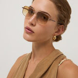 Goldie - Shiny Light Gold / Brown