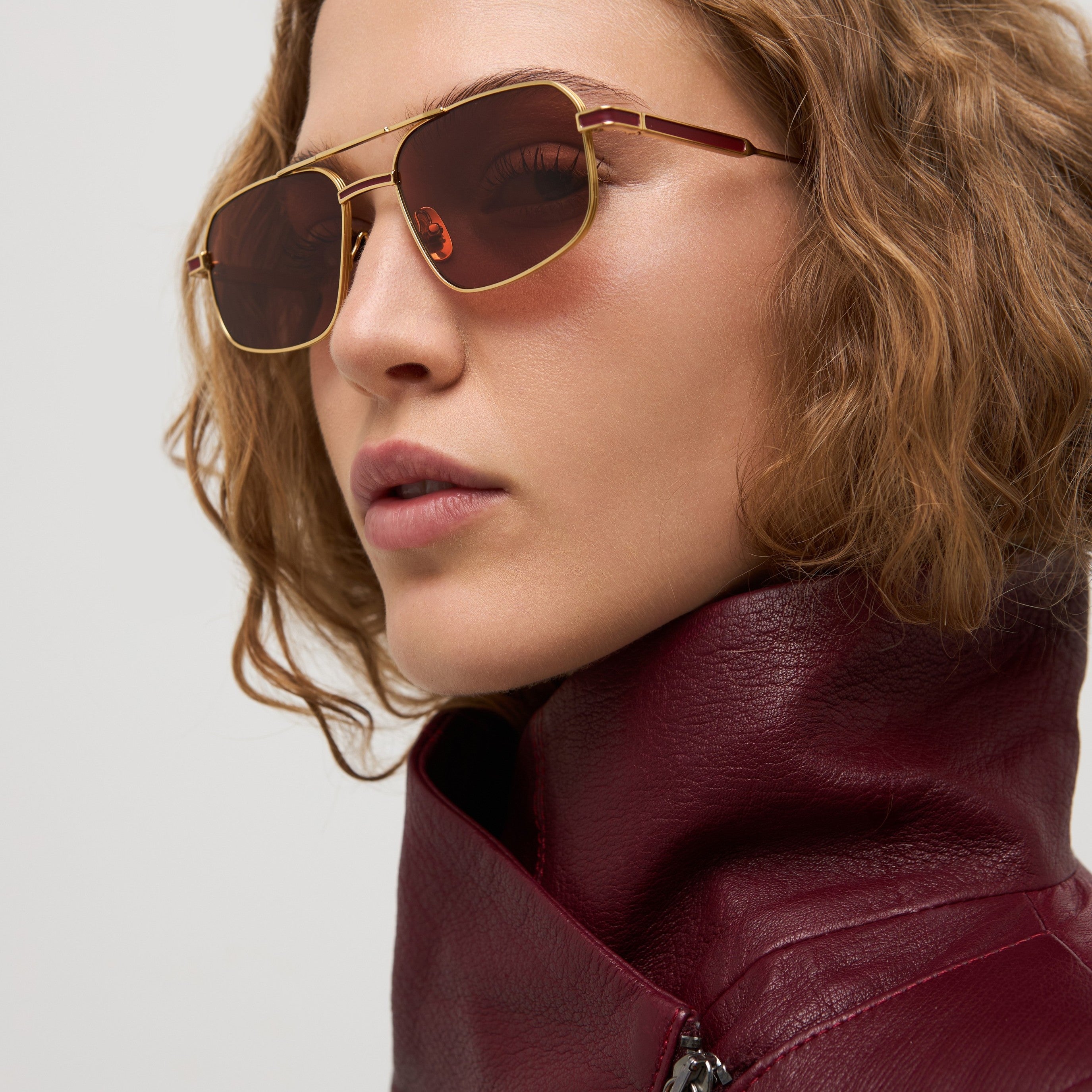 Goldie - Shiny Yellow Gold / Bordeaux