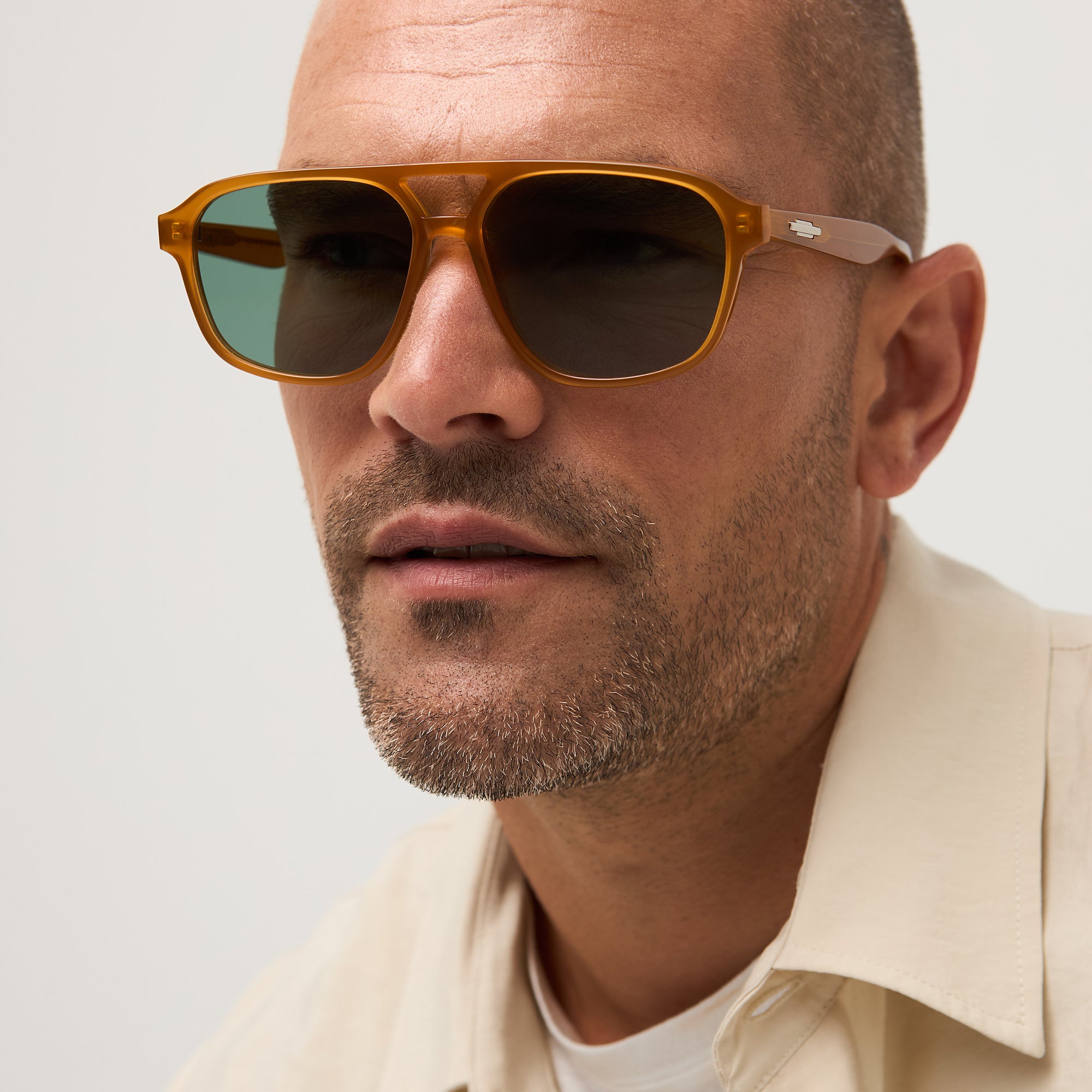 Magnus - Mustard - 51 Light Green Gradient