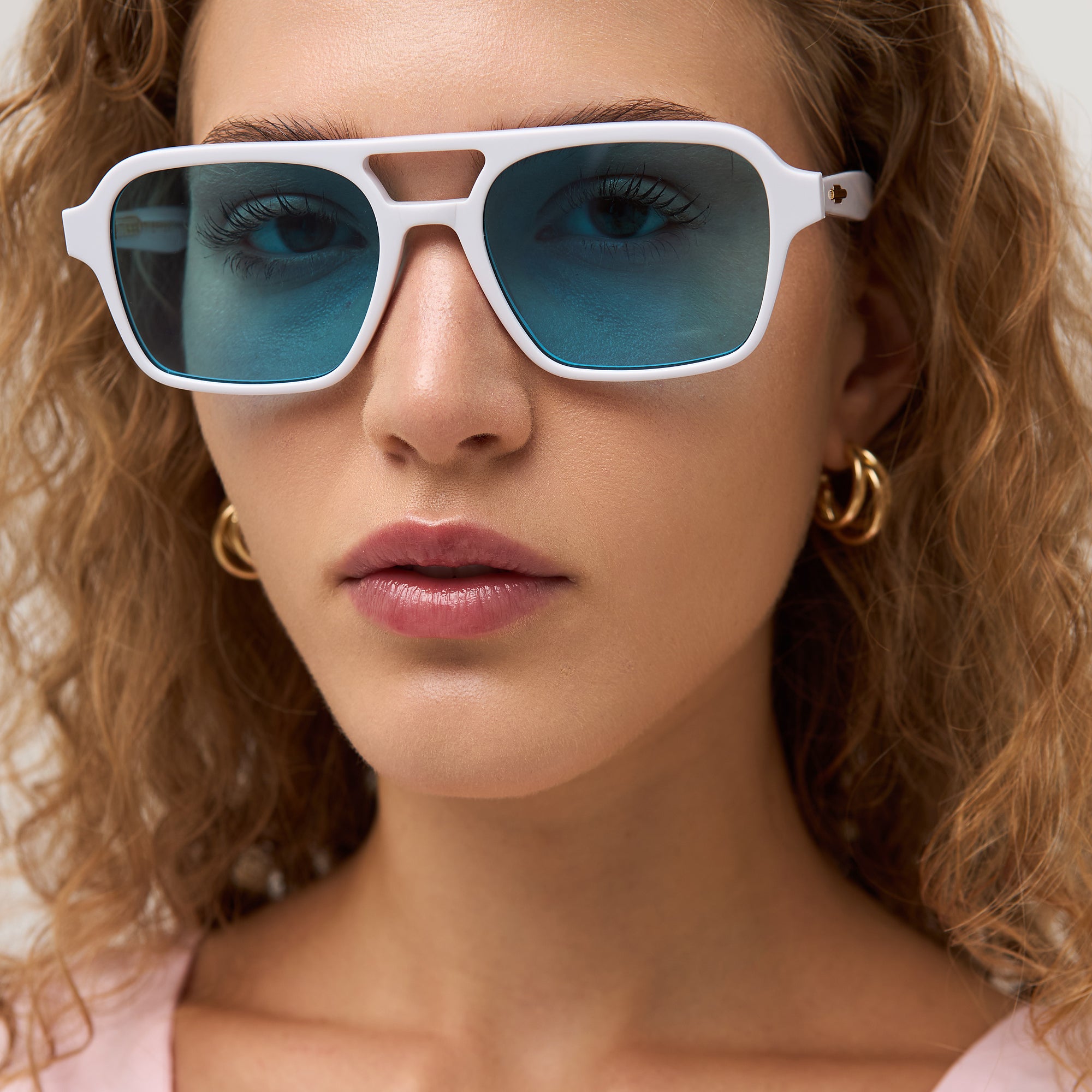 Waxy - White / Ocean Blue